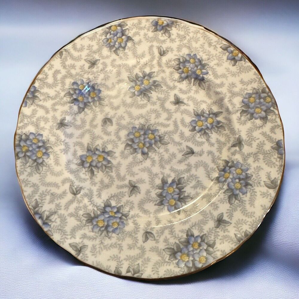 Tuscan Fine English Bone China Blue Flower Chintz pattern 8" Salad Plate